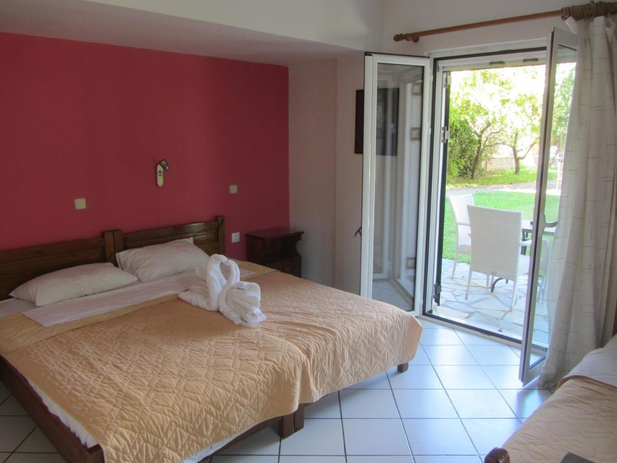 Xristina Studios Vasiliki  Exterior photo