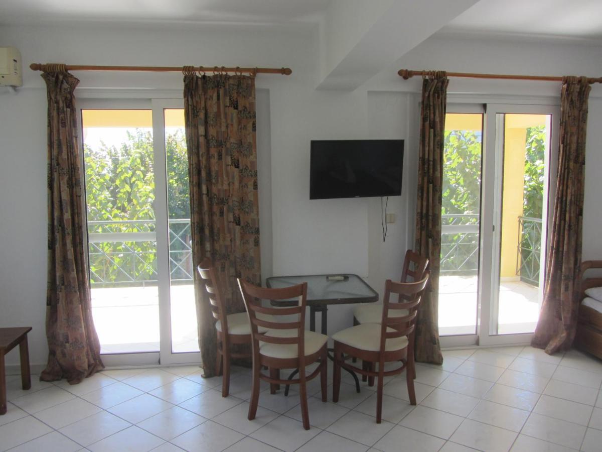 Xristina Studios Vasiliki  Exterior photo